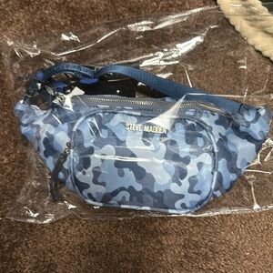 Steven Madden hip pack